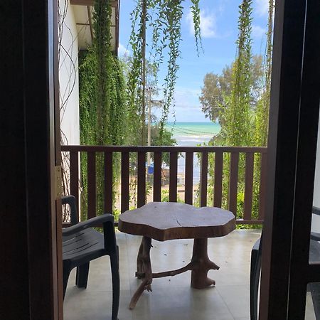 Ceylon Surf Guest And Restaurant Bed and Breakfast Weligama Exteriör bild