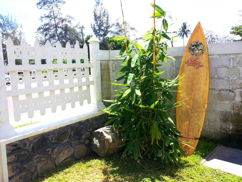 Ceylon Surf Guest And Restaurant Bed and Breakfast Weligama Exteriör bild