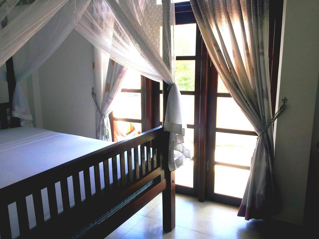 Ceylon Surf Guest And Restaurant Bed and Breakfast Weligama Rum bild