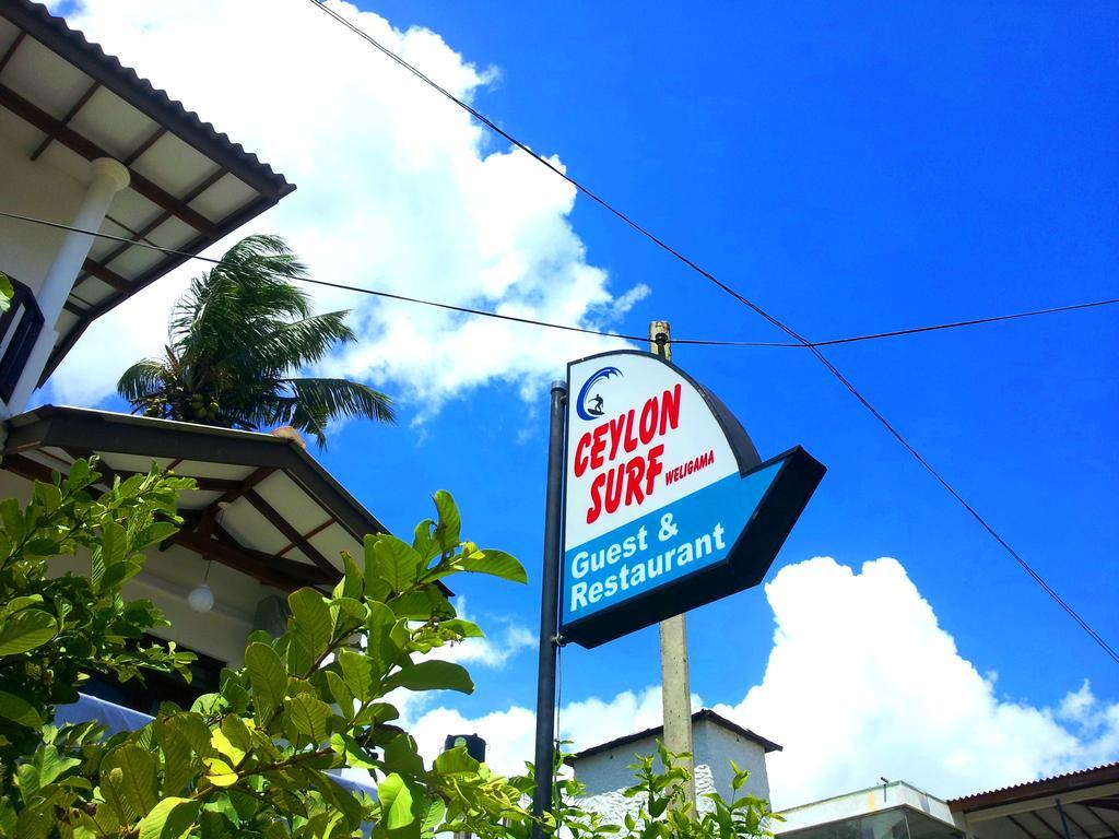 Ceylon Surf Guest And Restaurant Bed and Breakfast Weligama Exteriör bild